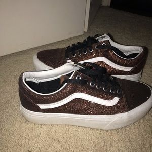 Women size 9 Vans